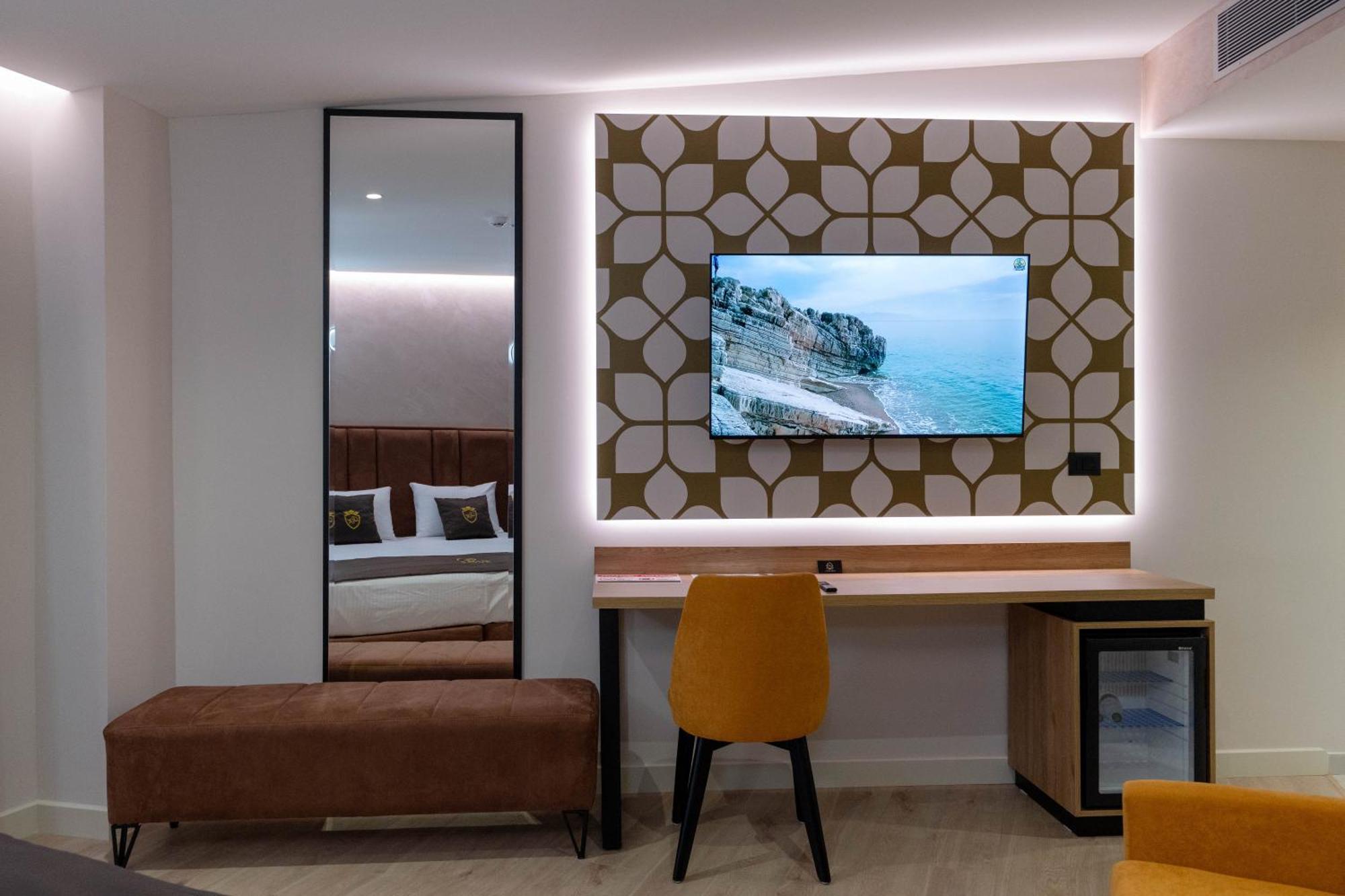 Hotel Dior Krujë 外观 照片