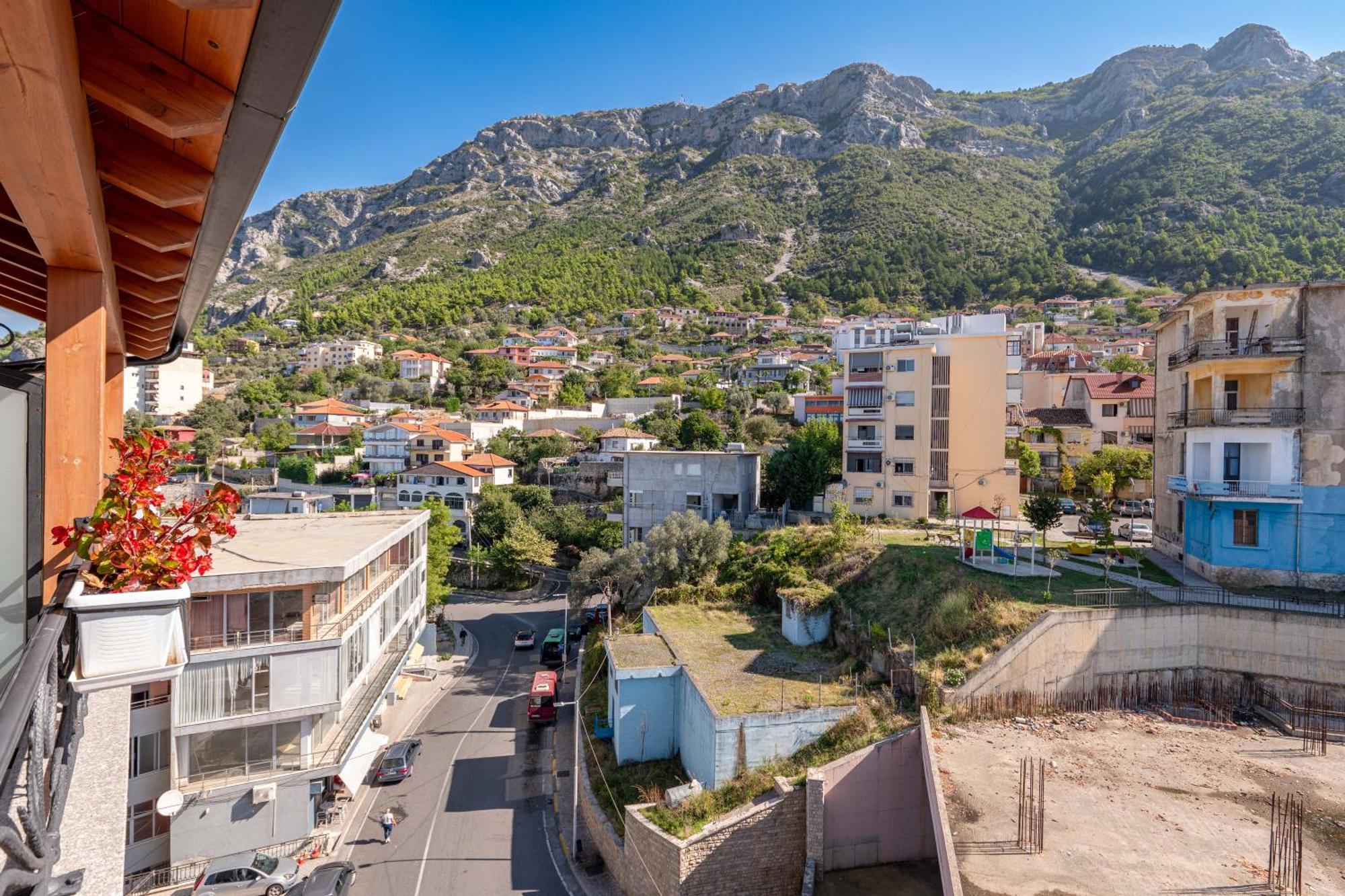Hotel Dior Krujë 外观 照片