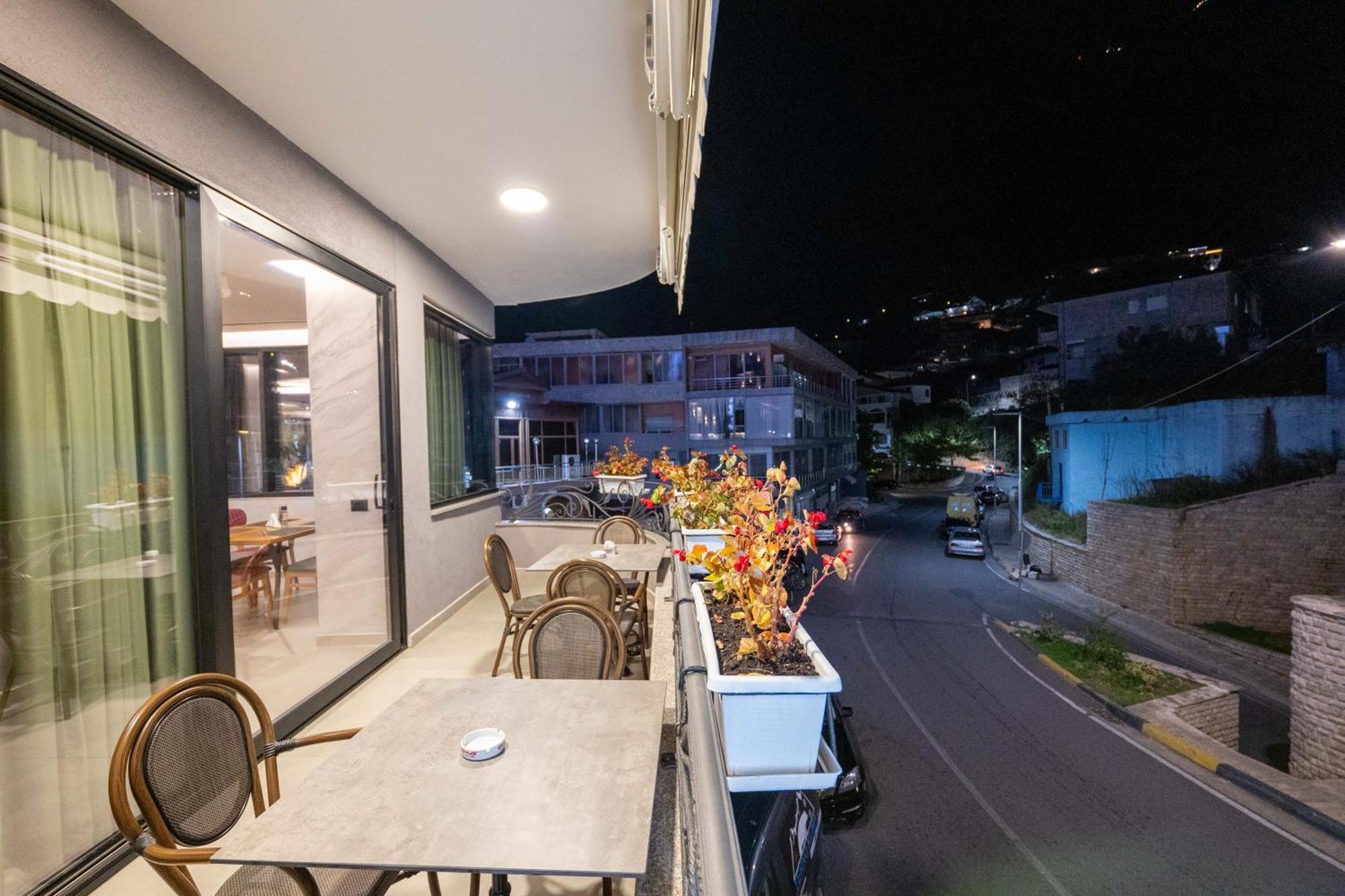 Hotel Dior Krujë 外观 照片