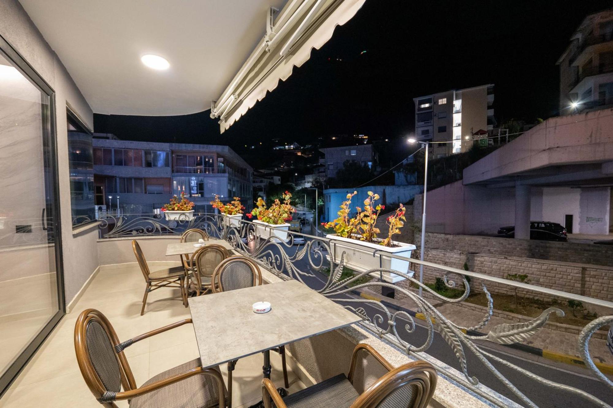 Hotel Dior Krujë 外观 照片