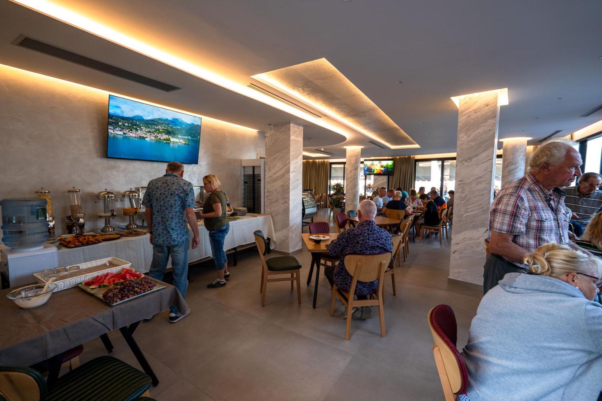 Hotel Dior Krujë 外观 照片