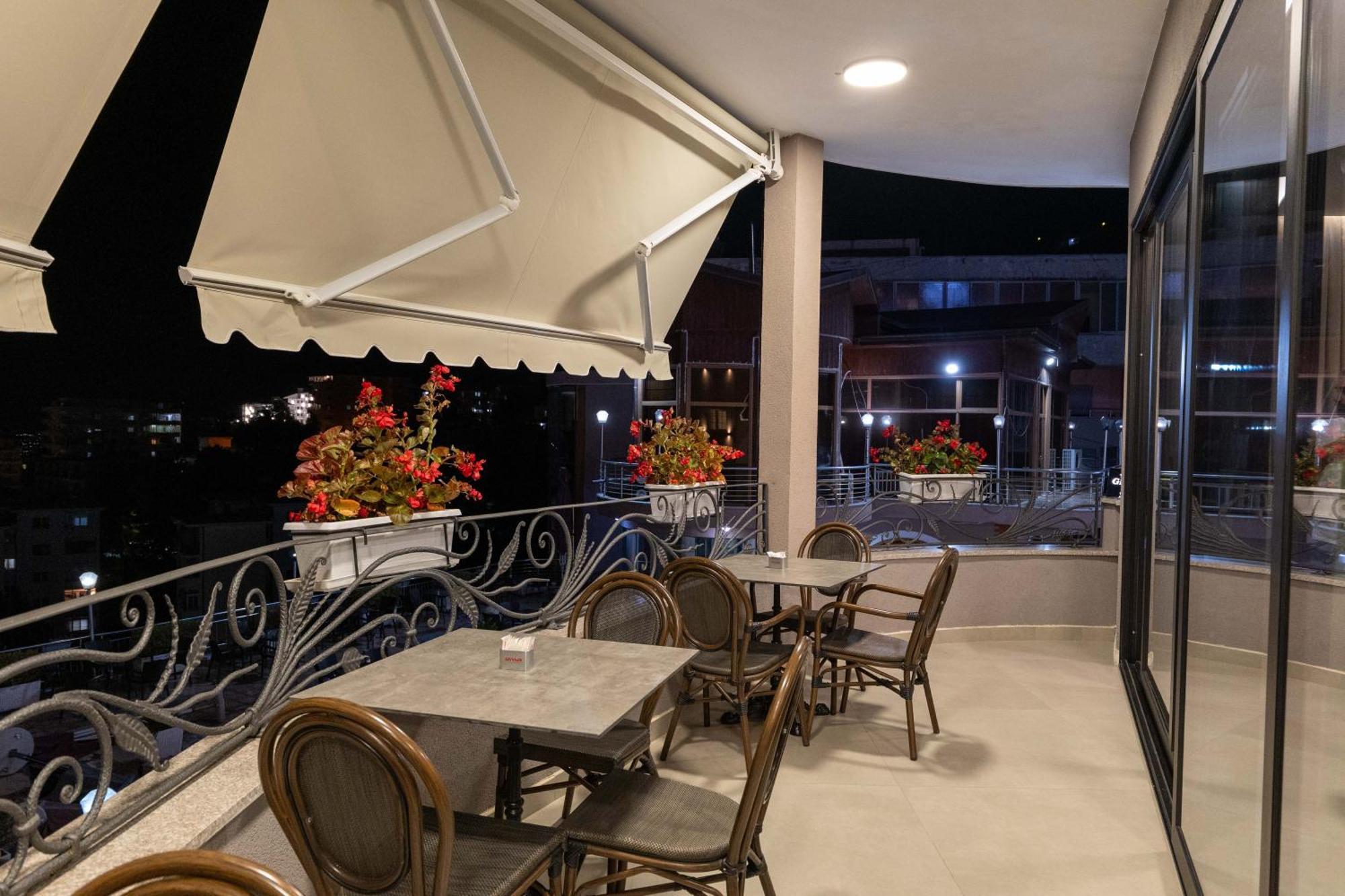 Hotel Dior Krujë 外观 照片