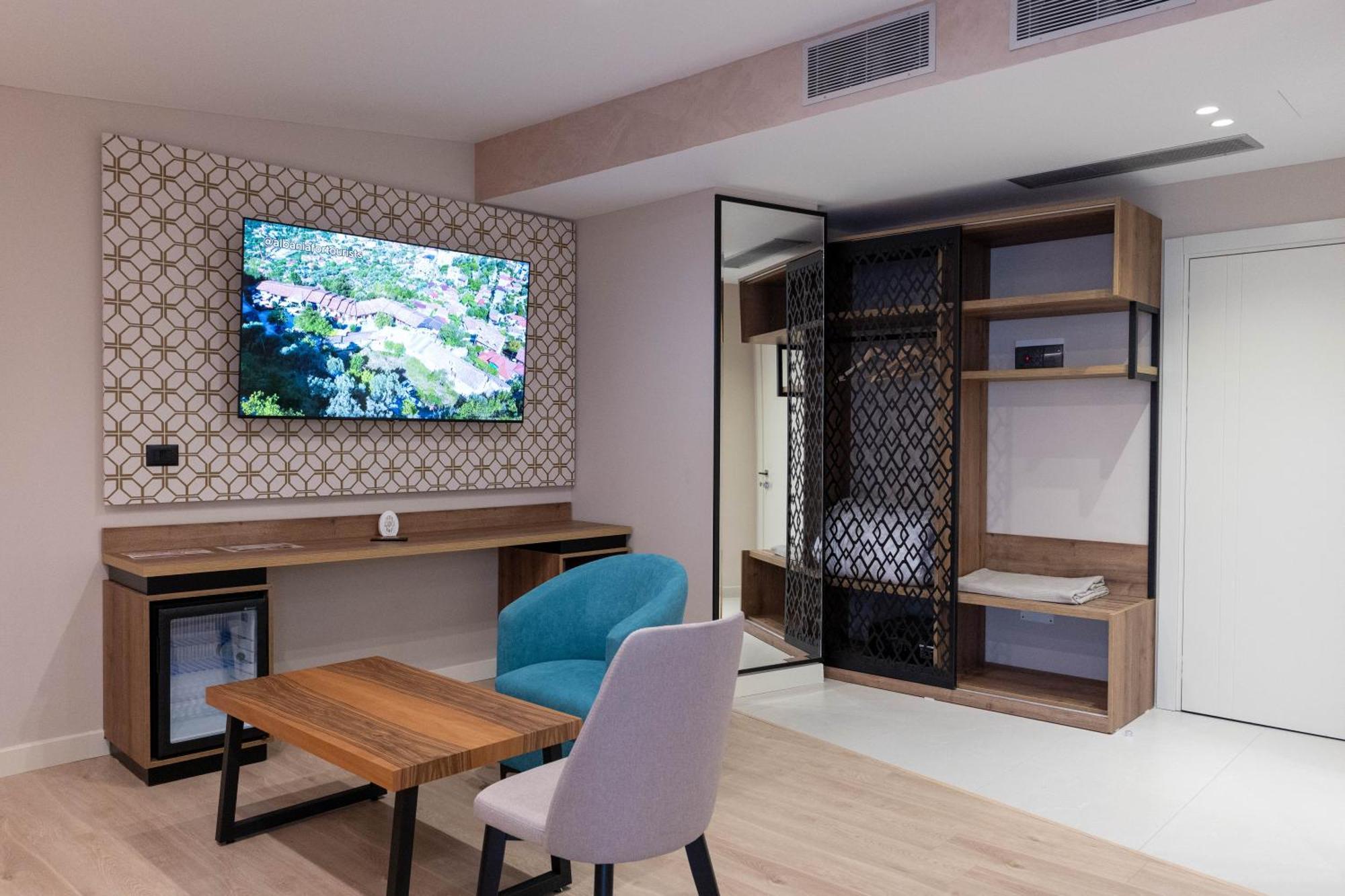 Hotel Dior Krujë 外观 照片